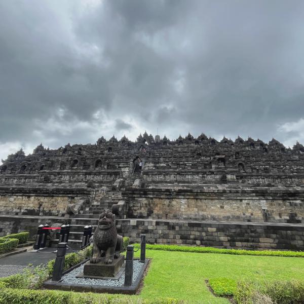 Explore Yogyakarta 2 Days 1 Night - Borobudur Temple, Prambanan Temple, Jomblang Cave, Kedung Kayang Waterfall, and Tubing Pindul - Image 6